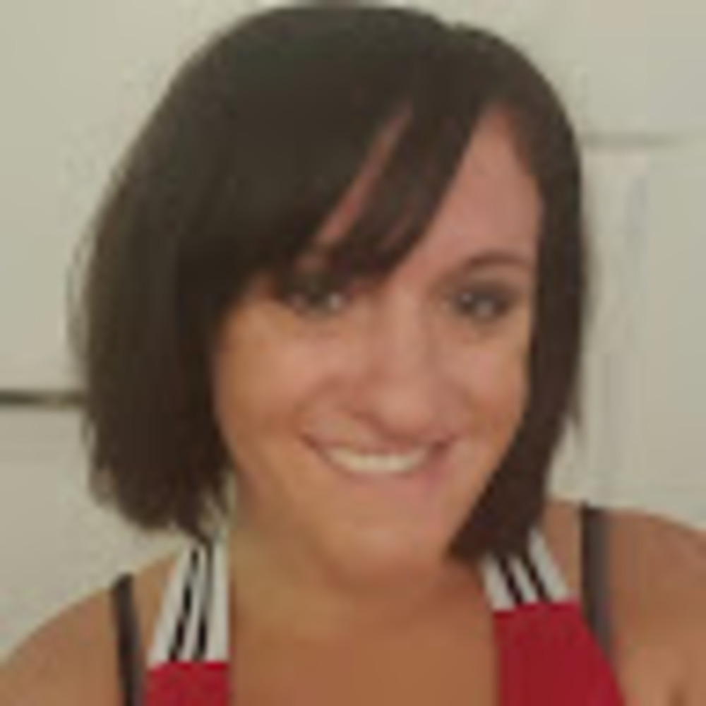 Meet your Posher, Emelie